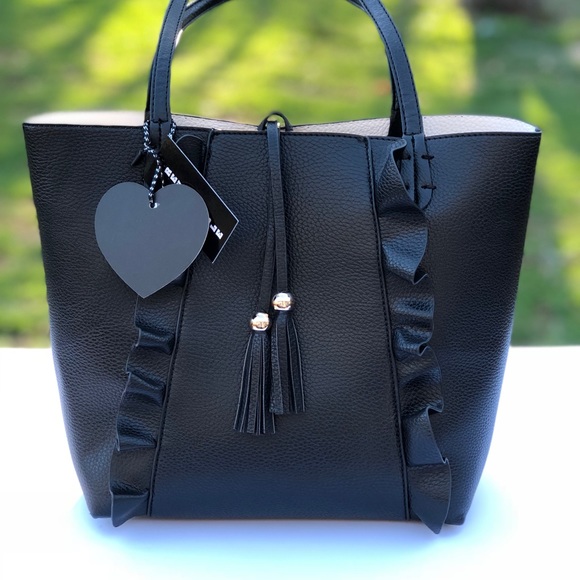 JustFab Handbags - Justfab black bag🎄